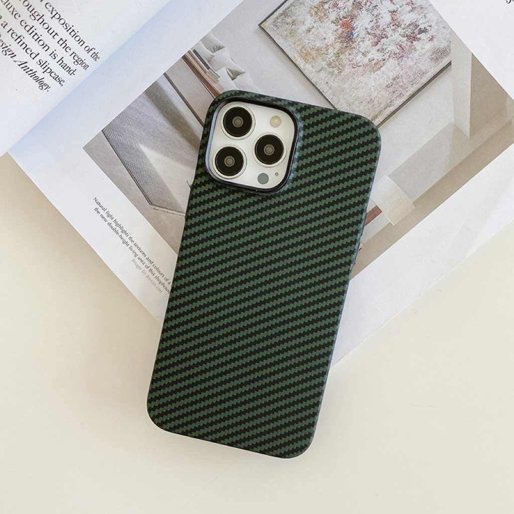 قاب آیفون کربن Carbon Fiber مناسب آیفون های سری ۱۳